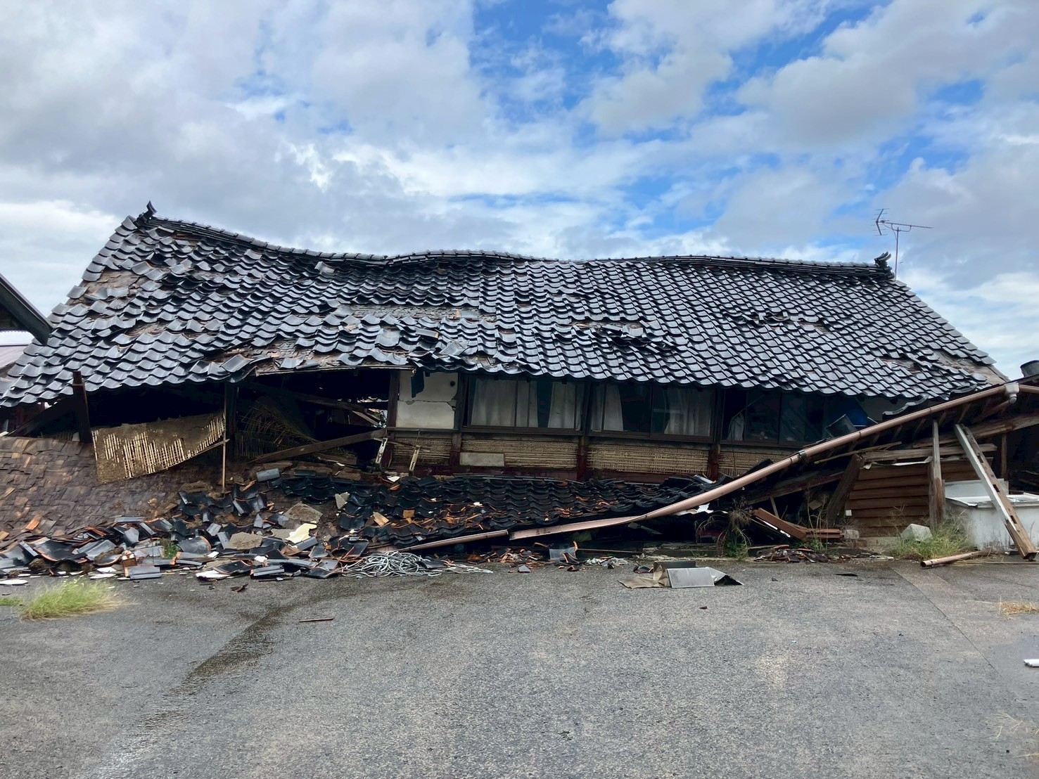 災害復旧に伴う解体工事