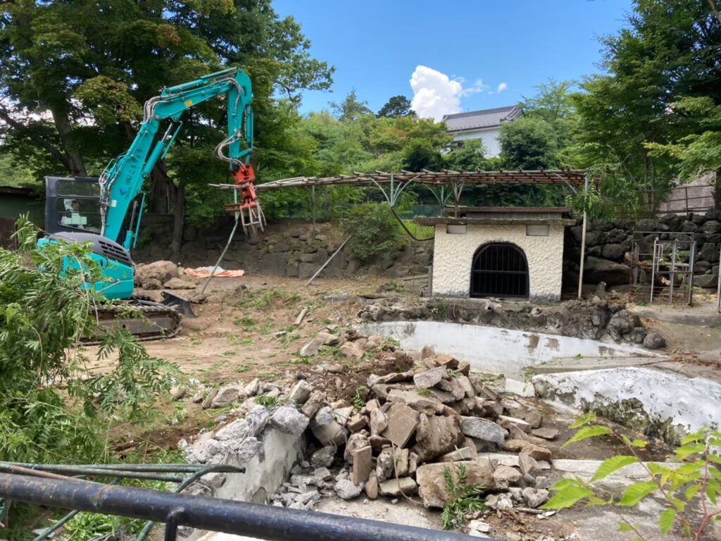 動物園解体工事の施工